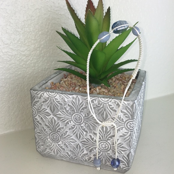 Handmade Chinese Knotting Bracelet W/ Glass Beads - Picture 5 of 8